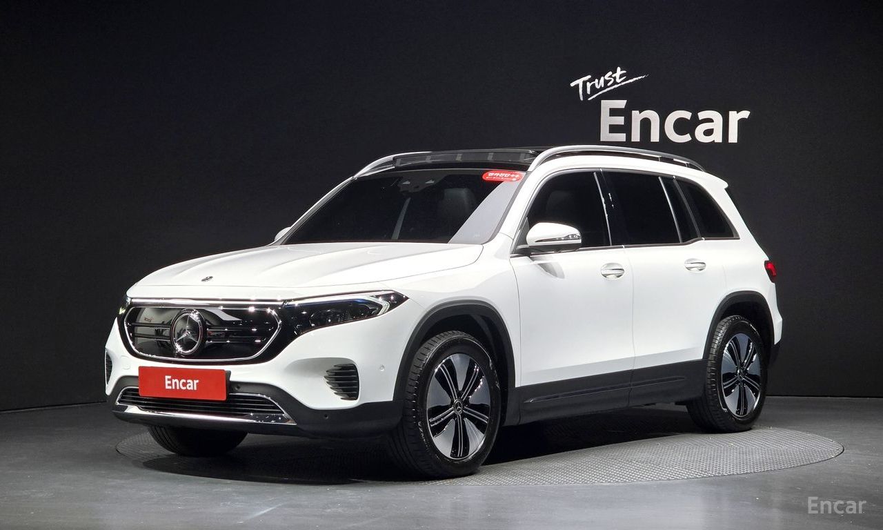 Mercedes-Benz EQB X243