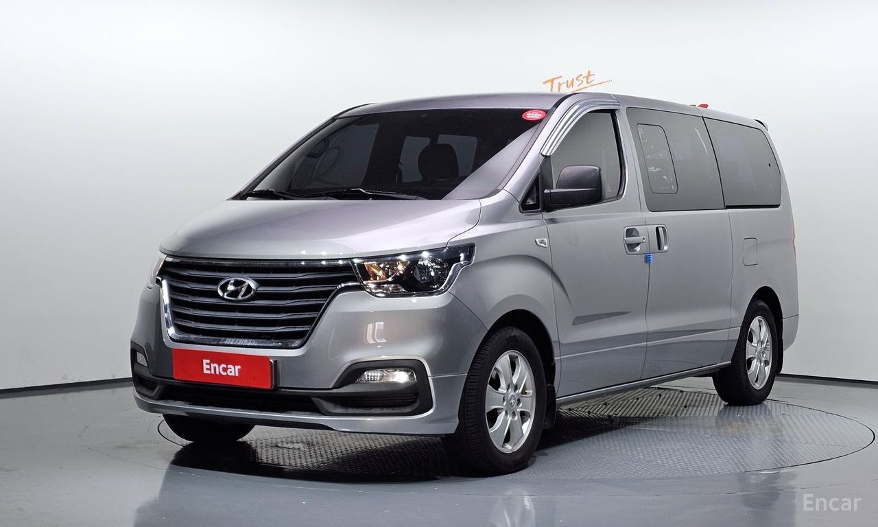 Hyundai Grand Starex