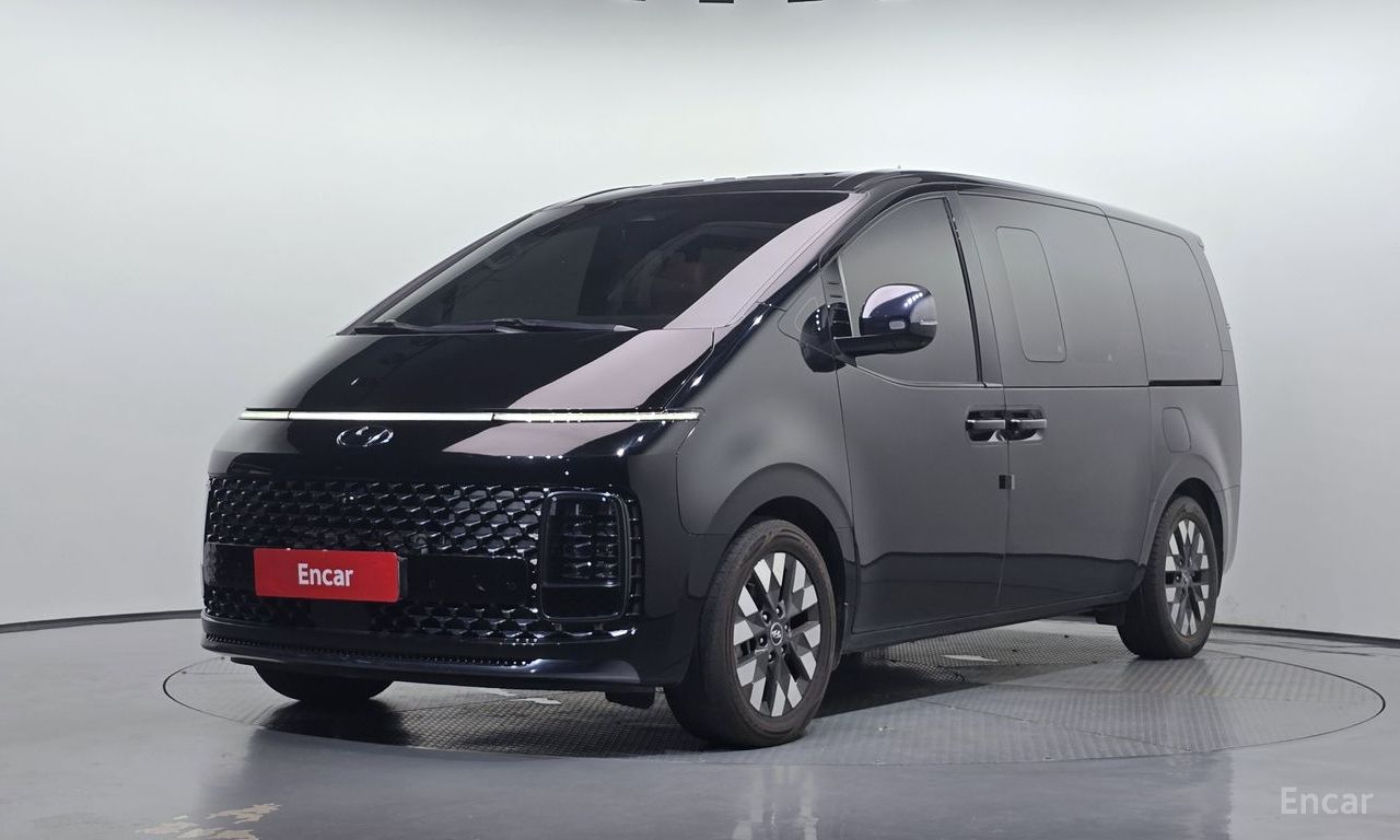 Hyundai Staria