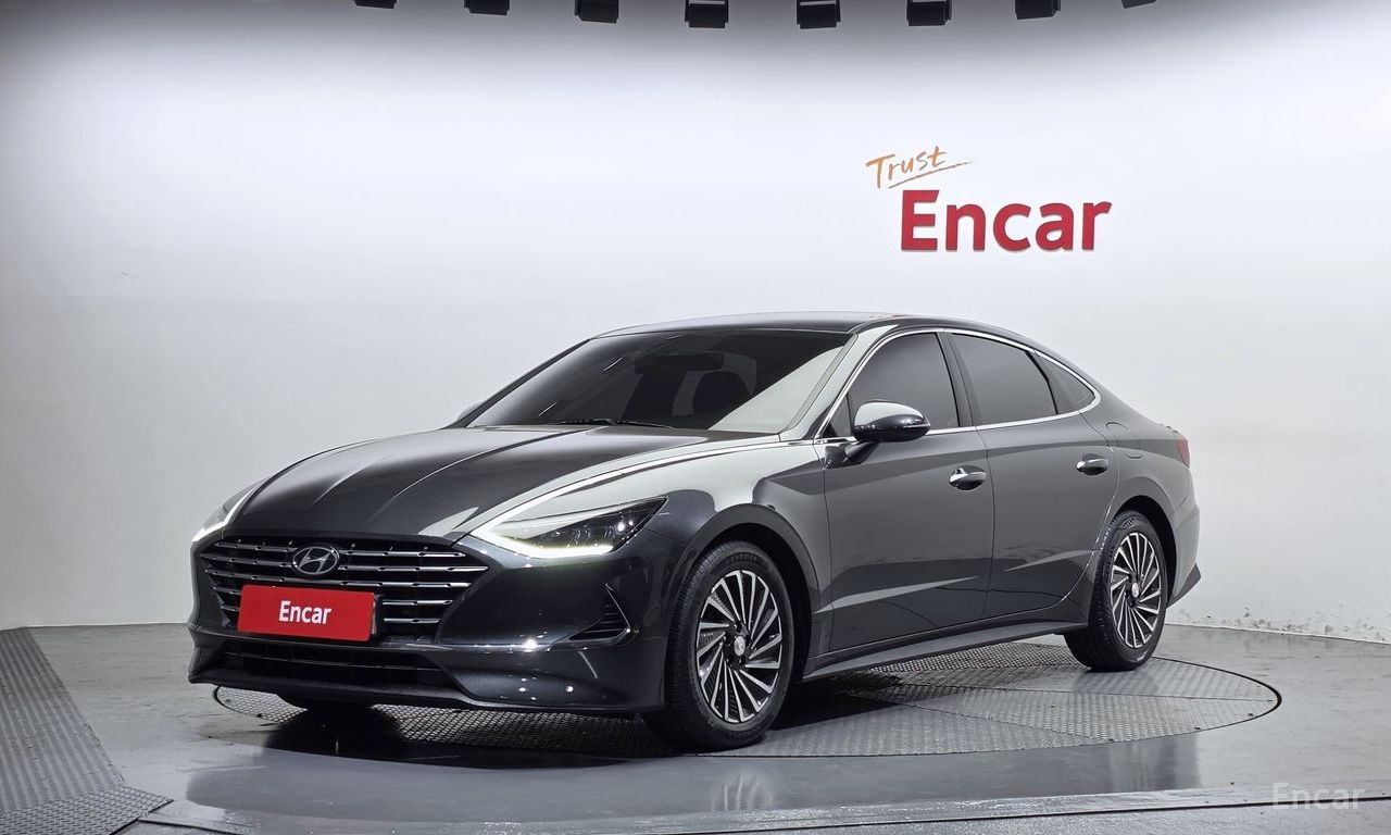 Hyundai Sonata hybrid