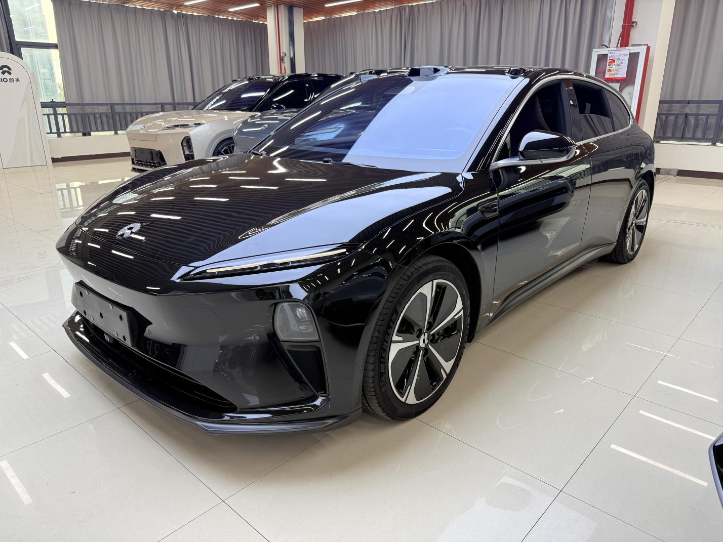 NIO ET5T