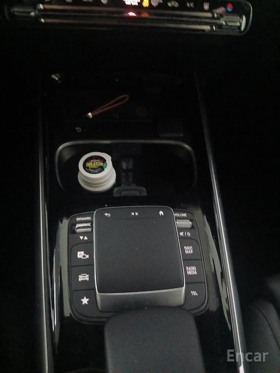 Mercedes-Benz EQB X243