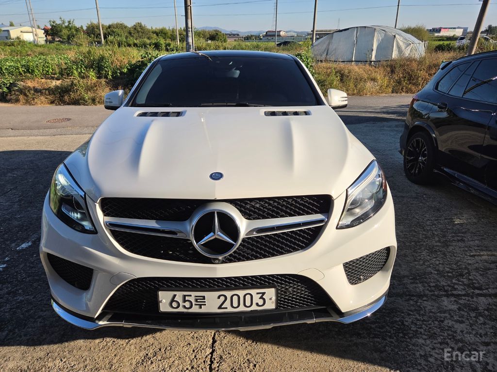 Mercedes-Benz GLE-Class W166