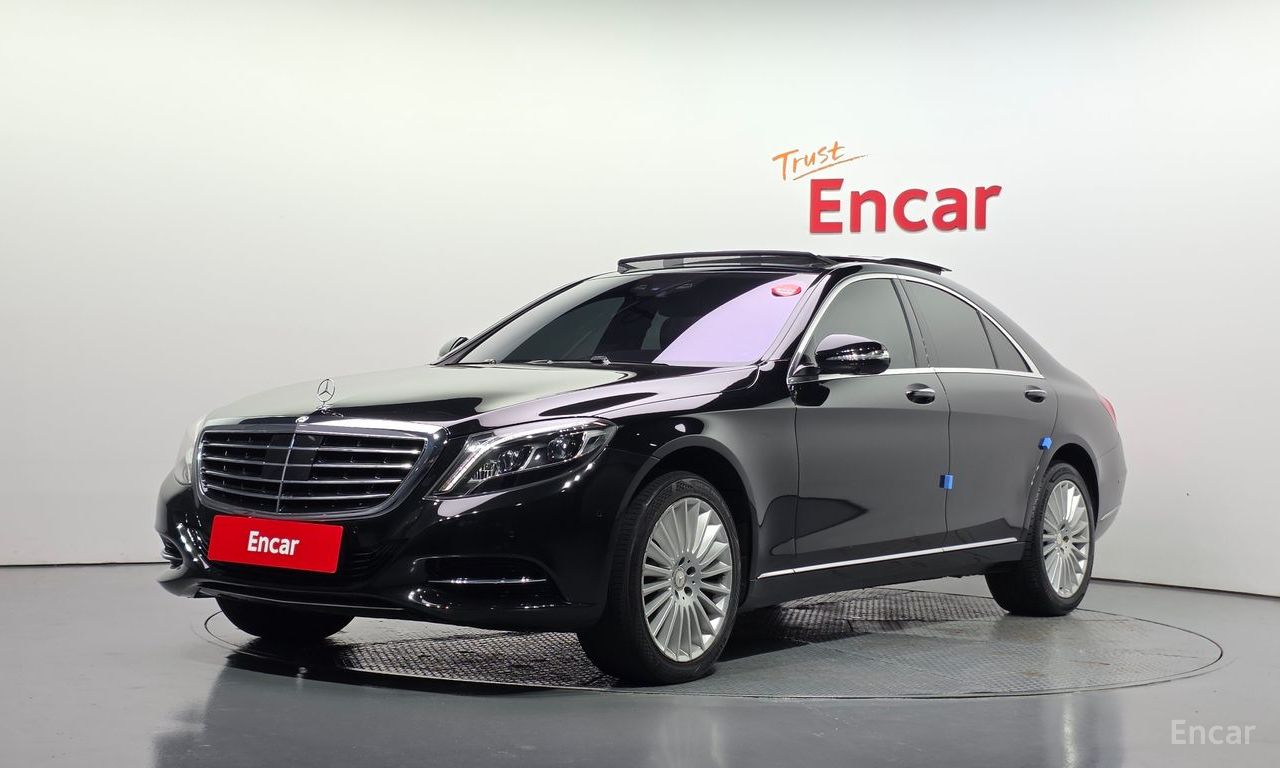 Mercedes-Benz S-Class W222