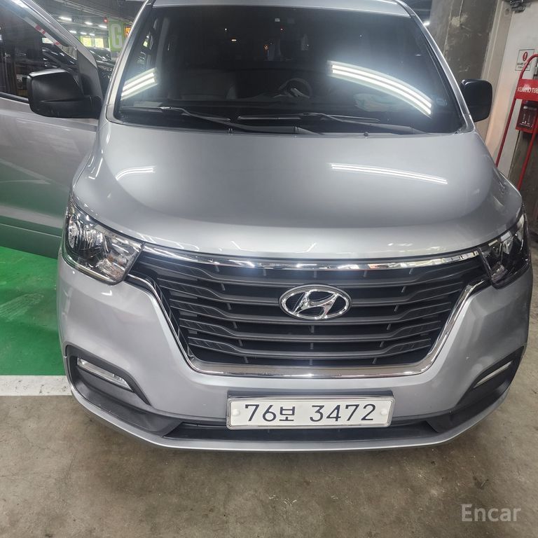 Hyundai Grand Starex