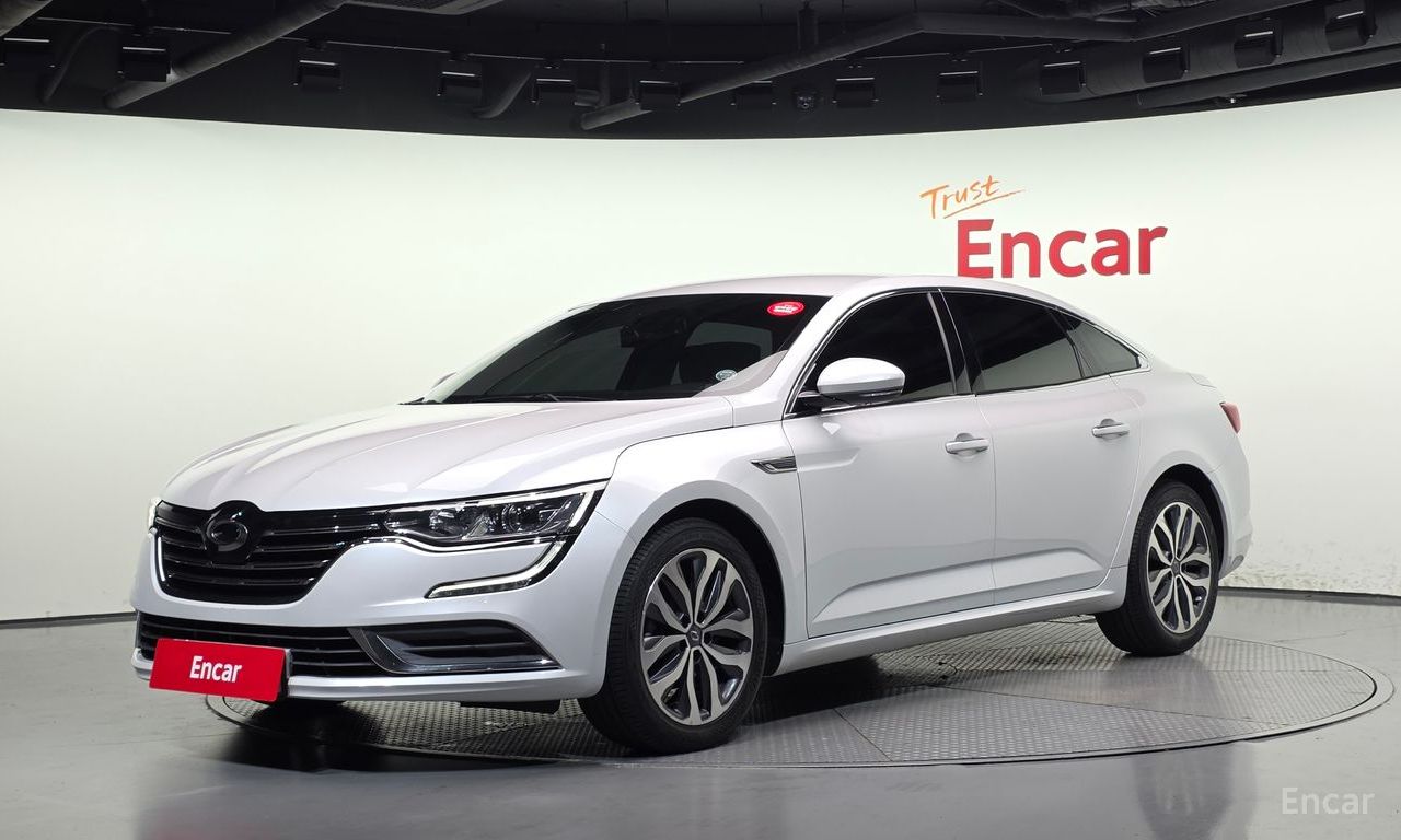 Renault SM6