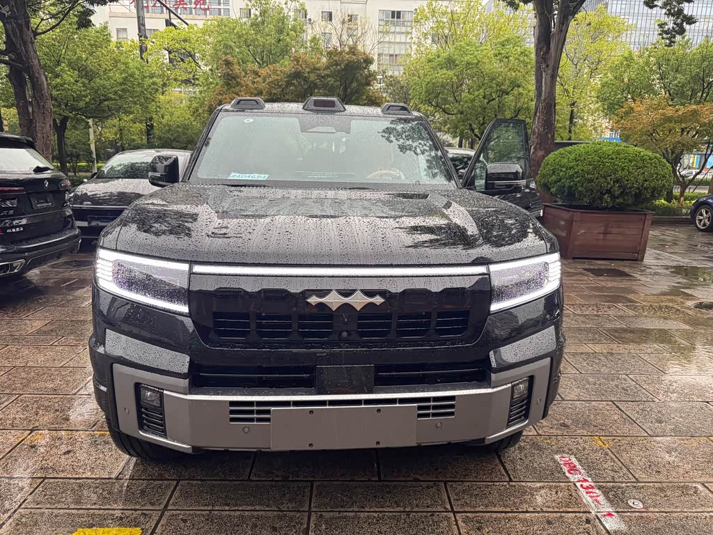 Fangchengbao Leopard 8