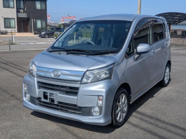 Daihatsu Move Custom