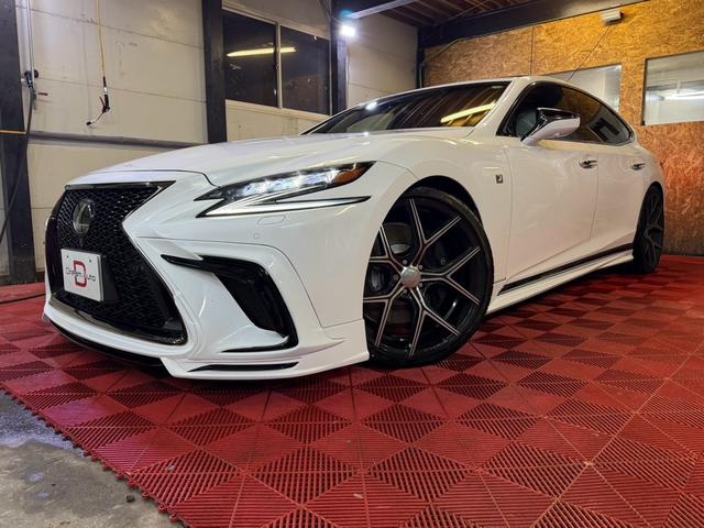 Lexus LS
