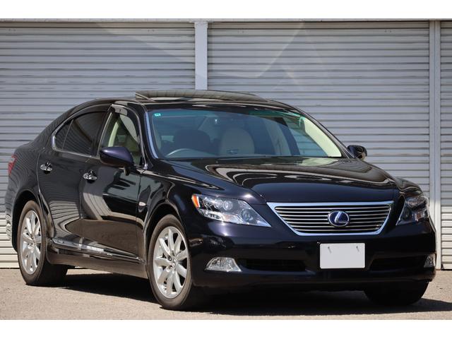 Lexus LS