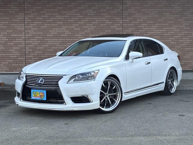 Lexus LS