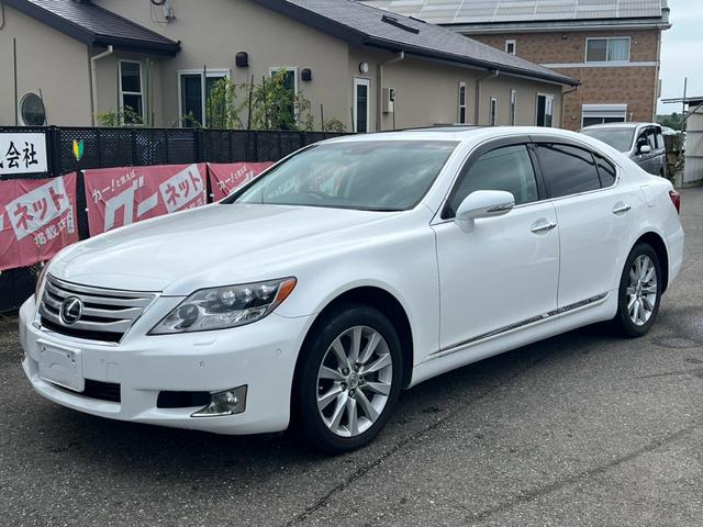 Lexus LS