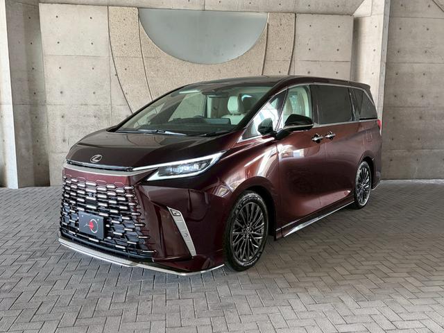Lexus LM