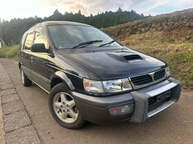 Mitsubishi Chariot