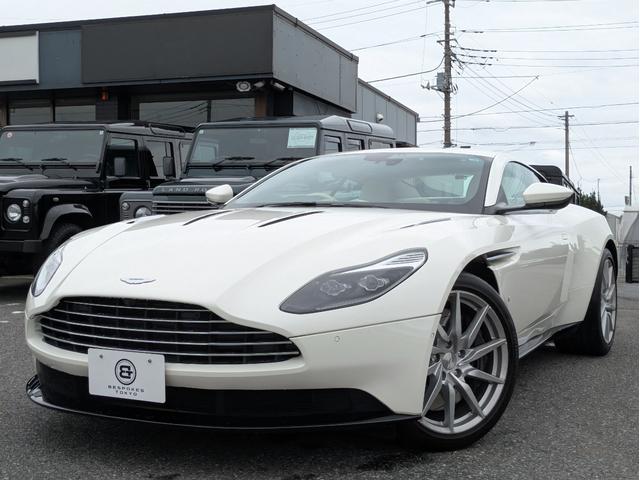 Aston Martin DB11