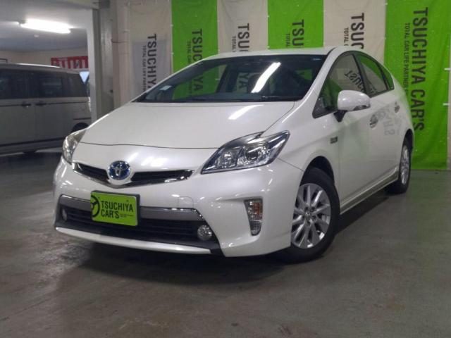 Toyota Prius PHV
