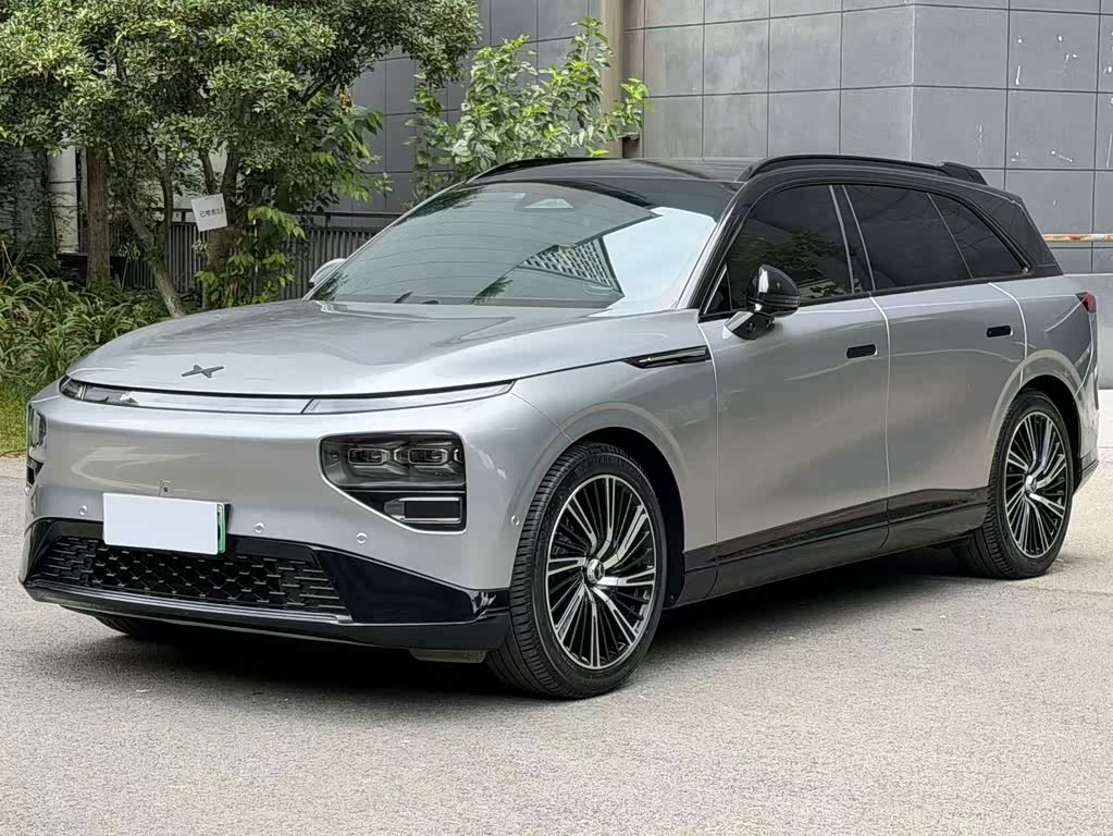 Xpeng G9