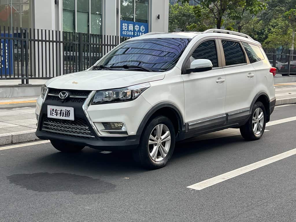 BAIC S3