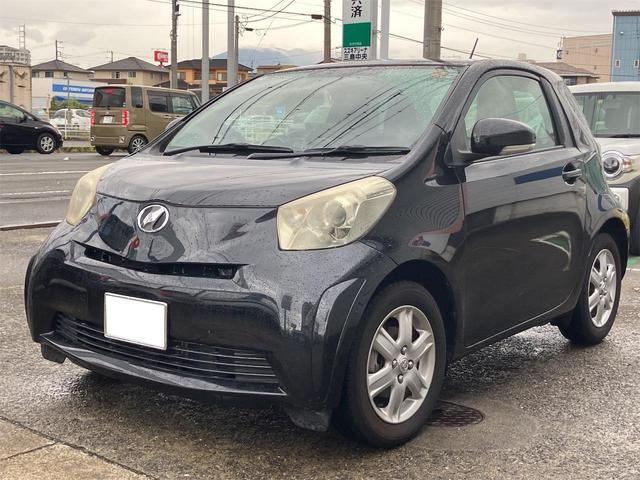 Toyota iQ