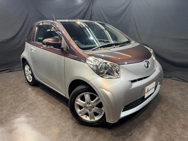Toyota iQ