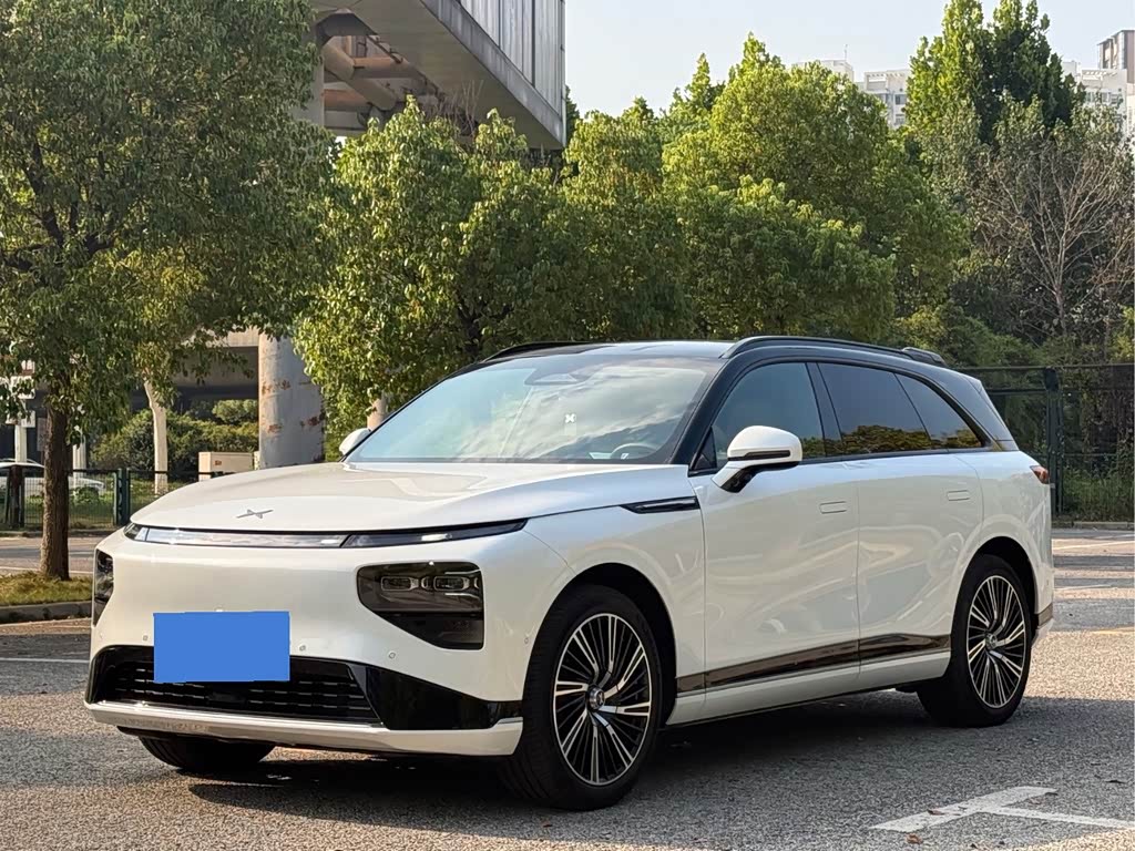 Xpeng G9