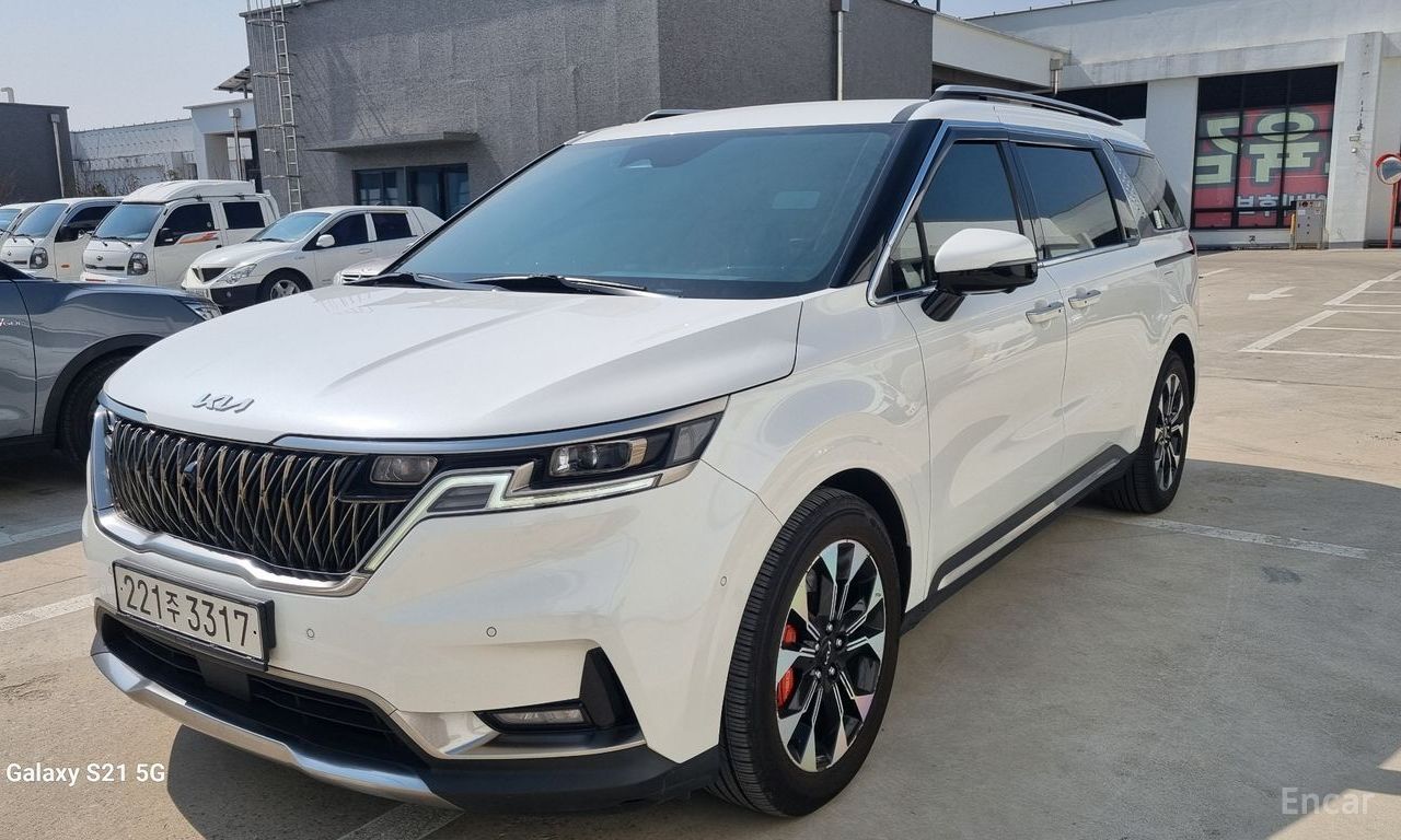 Kia Carnival