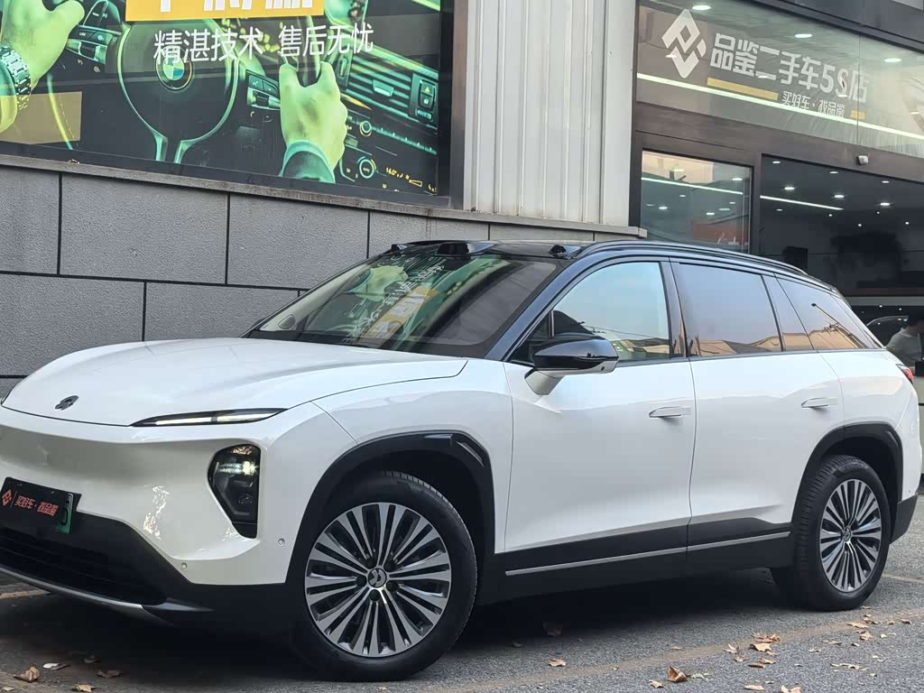 NIO ES7