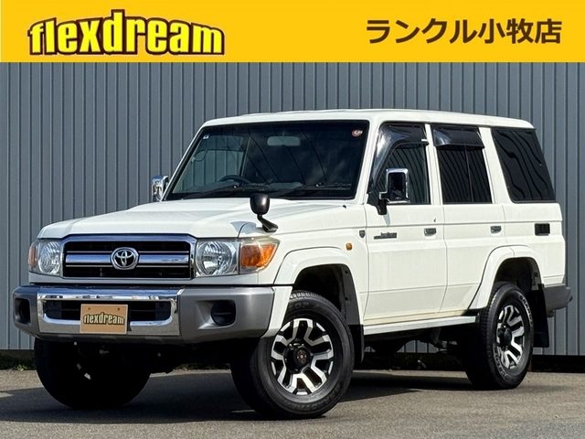 Toyota Land Cruiser Van
