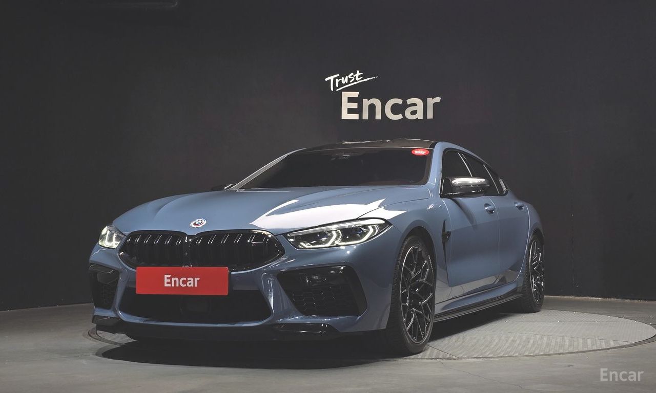 BMW M8