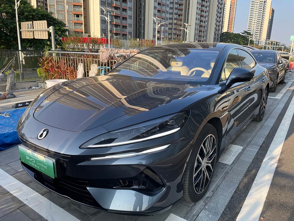Denza Z9