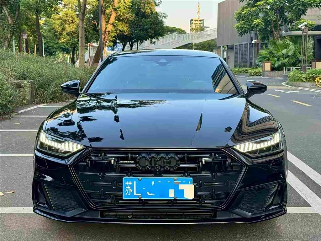 Audi A7L