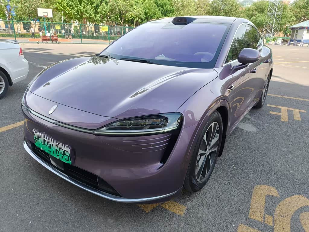Luxeed R7