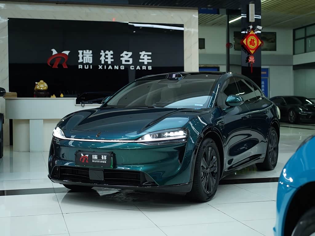 Luxeed R7