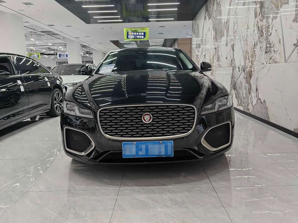 Jaguar XFL