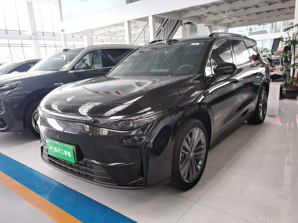 Leapmotor C16