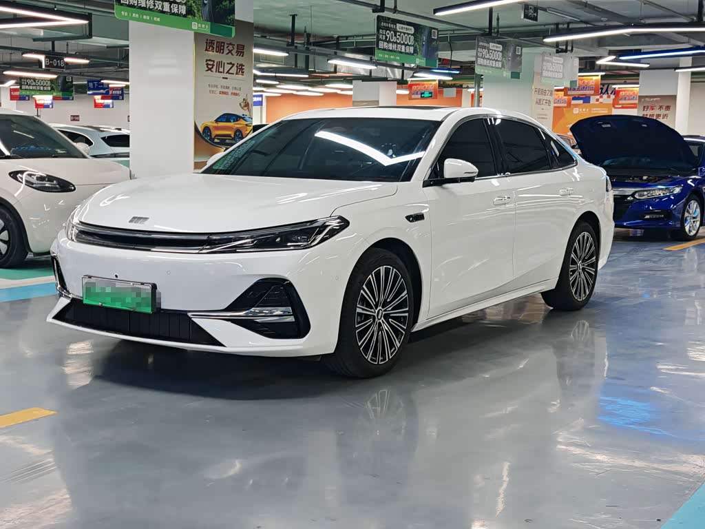Geely Galaxy Galaxy A7 EM