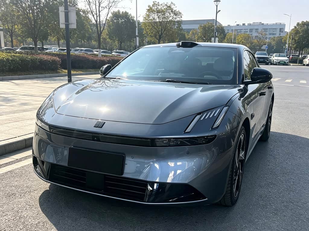 Lynk & Co Z10