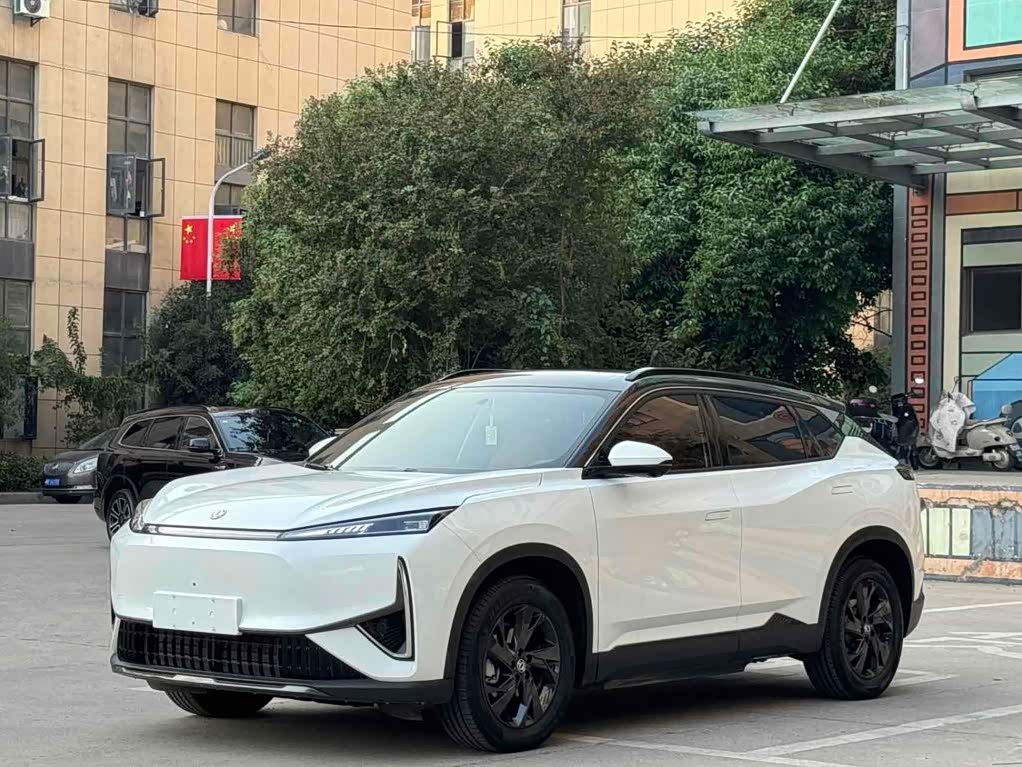 Dongfeng L7