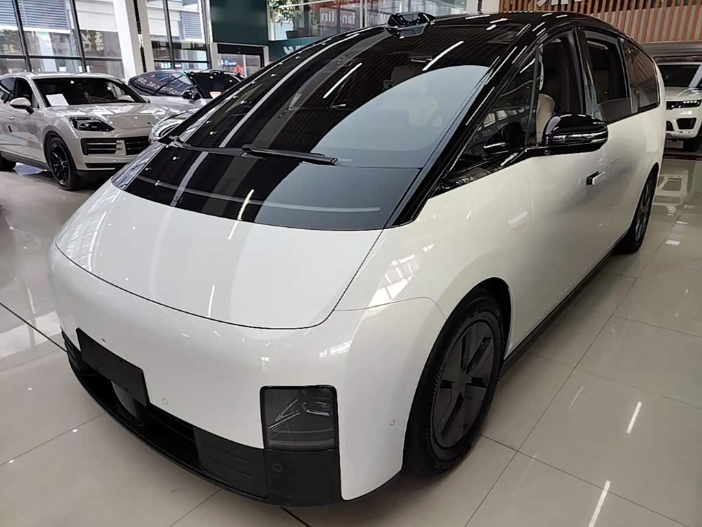 Li Auto MEGA