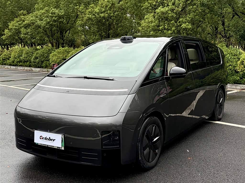 Li Auto MEGA