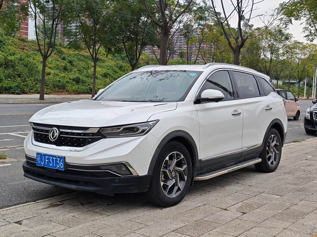 Dongfeng AX7