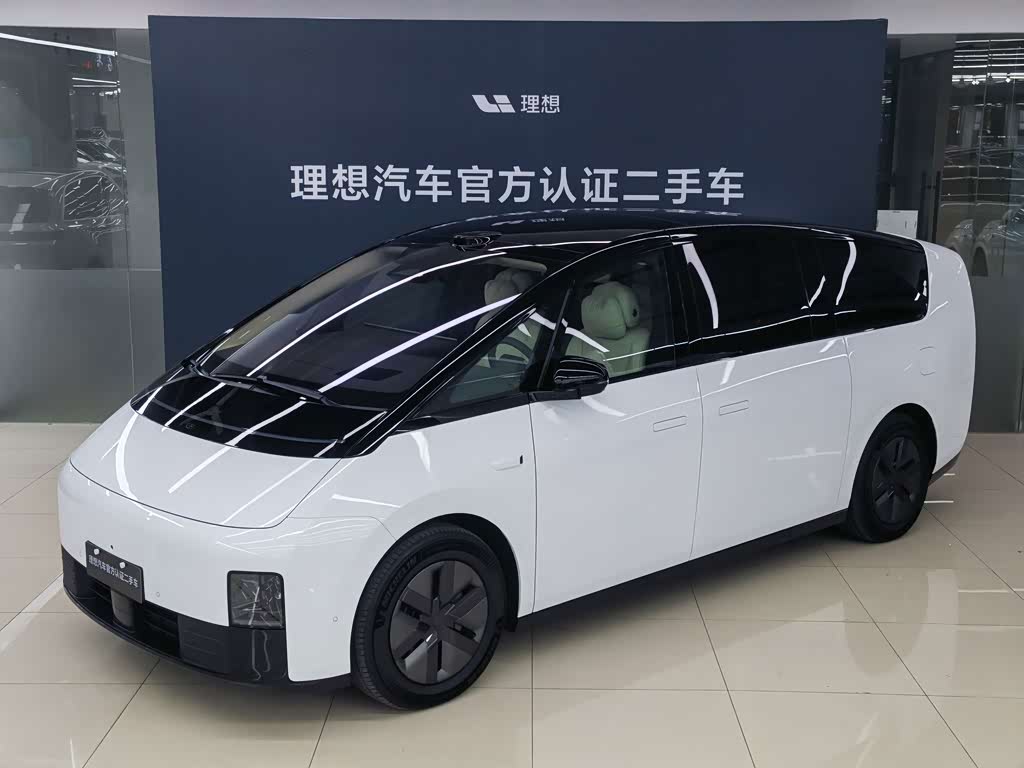Li Auto MEGA