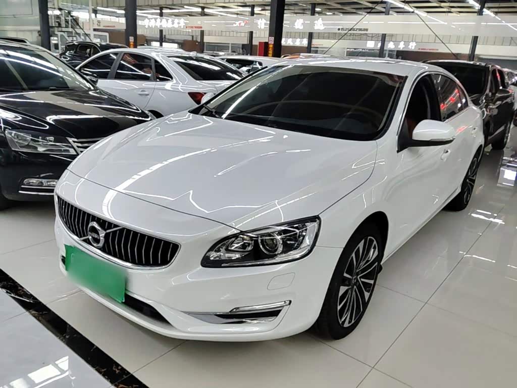 Volvo S60