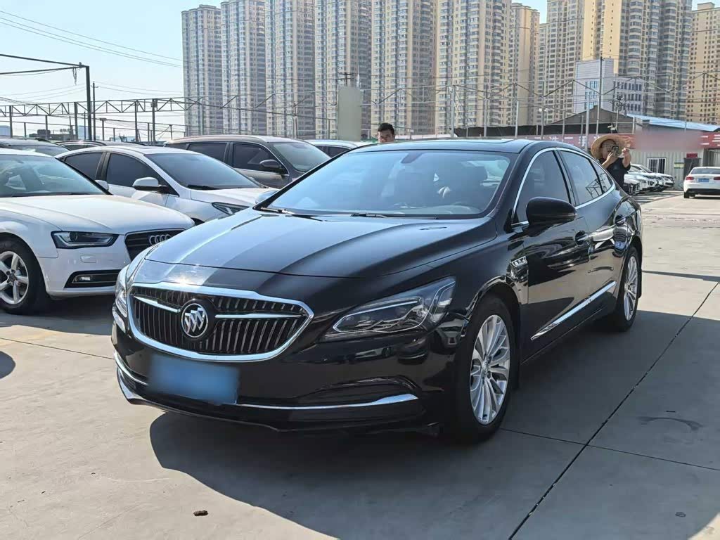 Buick LaCrosse