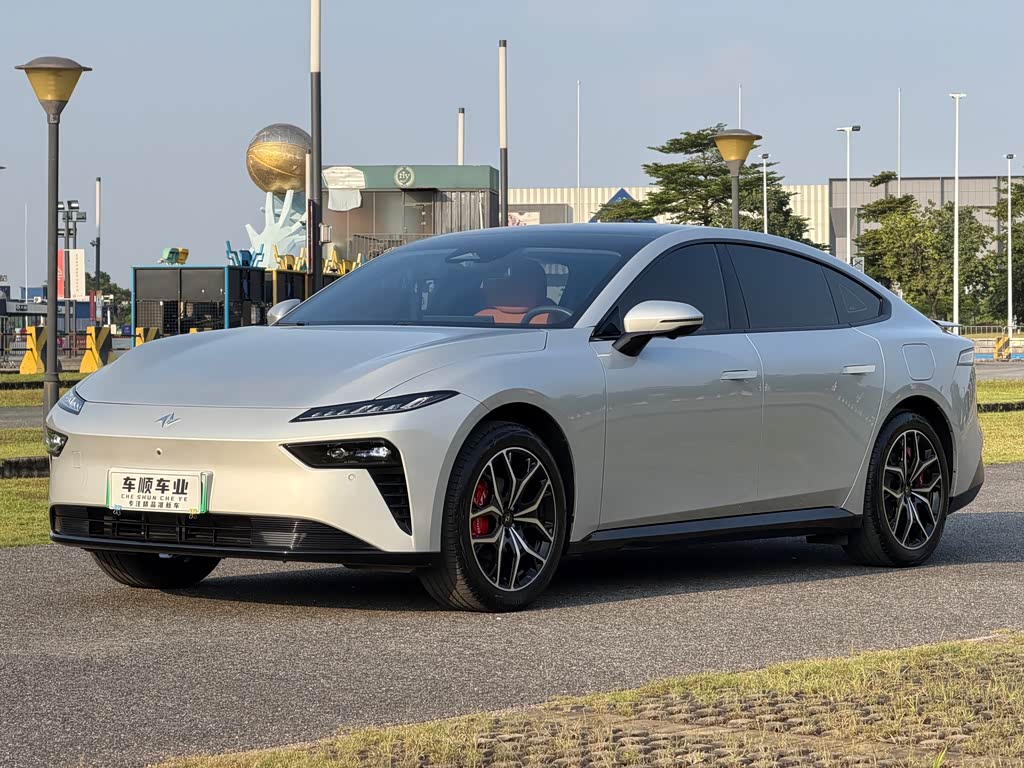 Dongfeng eπ007