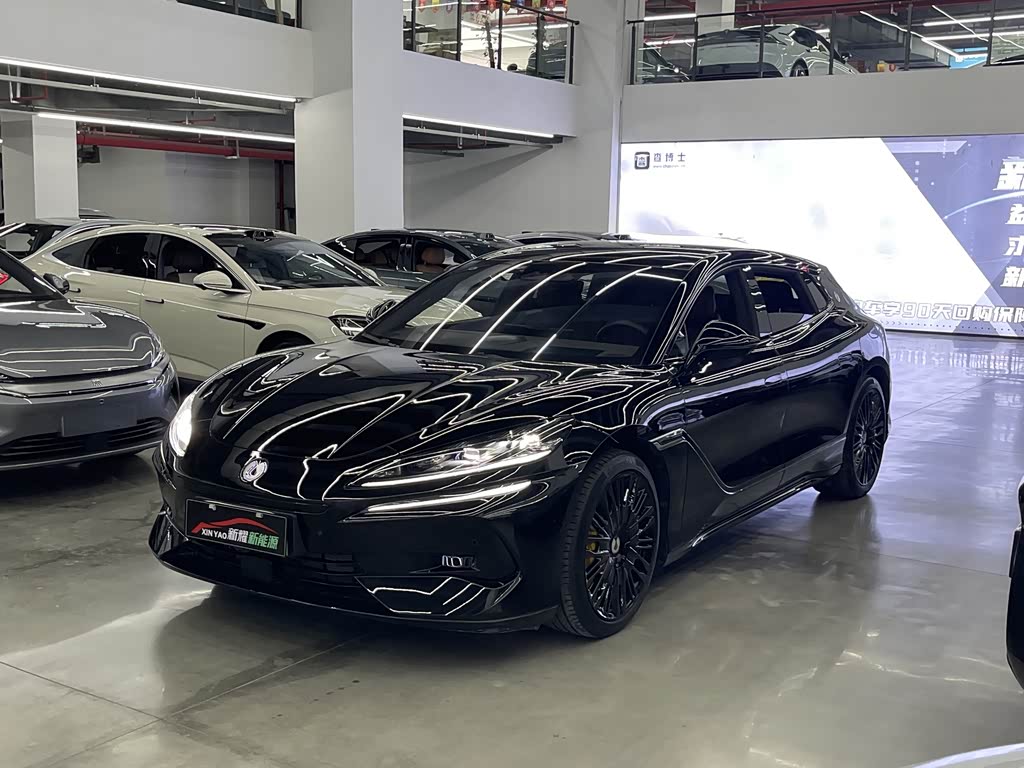Denza Z9GT