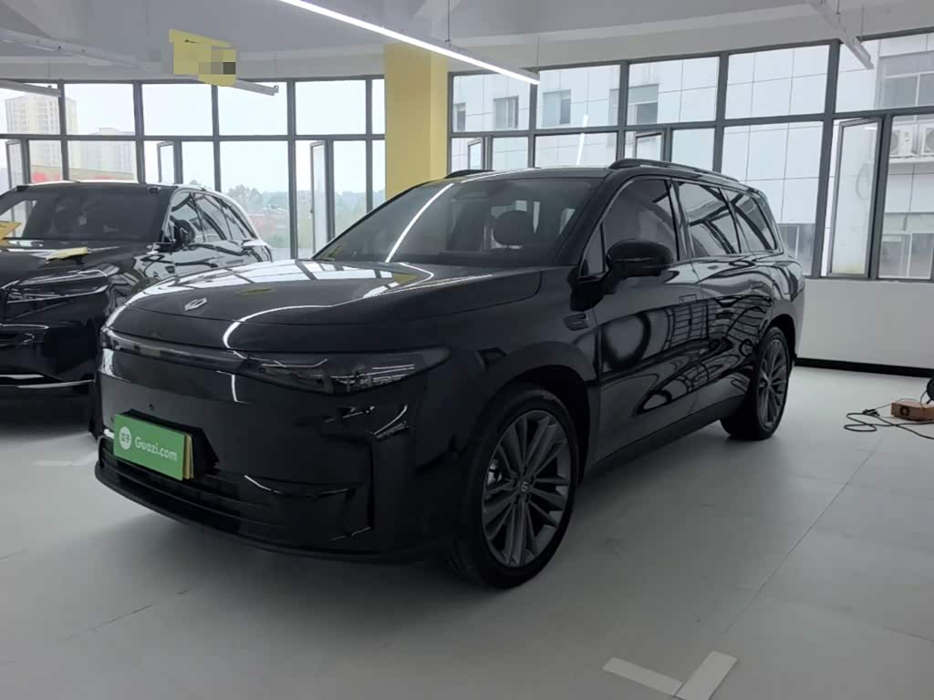 Leapmotor C16