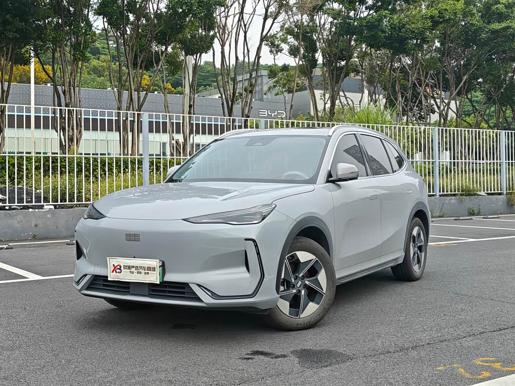Geely Galaxy Galaxy E5