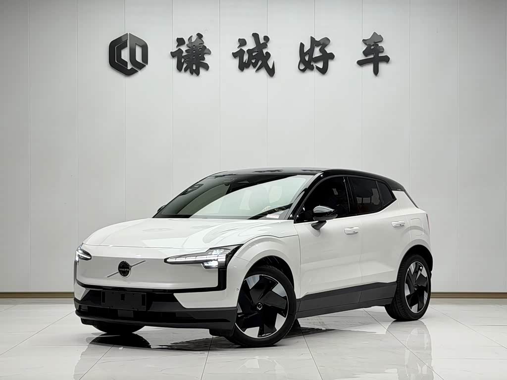 Volvo EX30