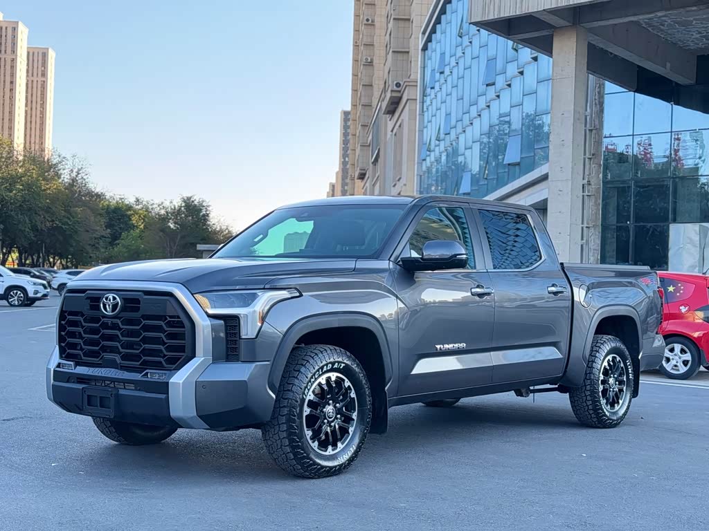 Toyota Tundra